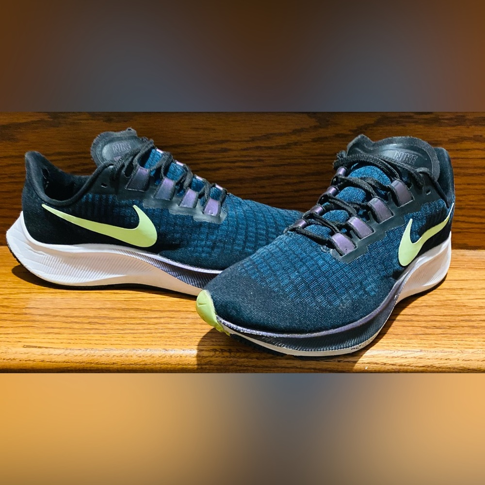 Nike Womens Air Zoom Pegasus 37
